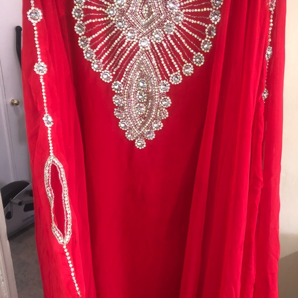 Red Kaftan dress, great for parties. - Picture 3 of 5